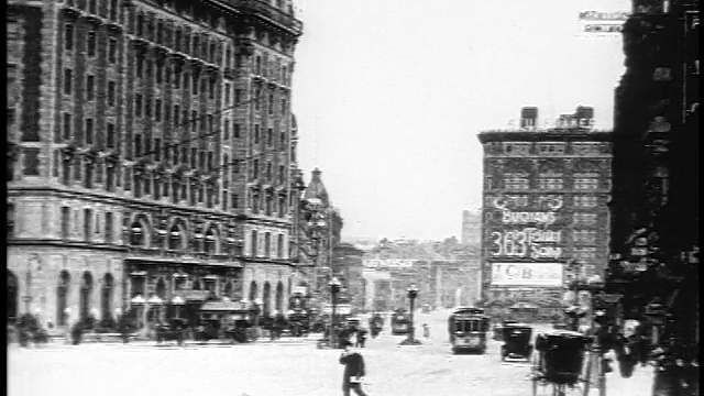 1910年的电车视角，百老汇经过奥尔巴尼酒店/纽约/纪录片视频下载