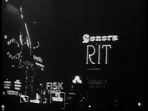 时代广场夜晚的黑白1920灯/纽约城市/特色视频下载