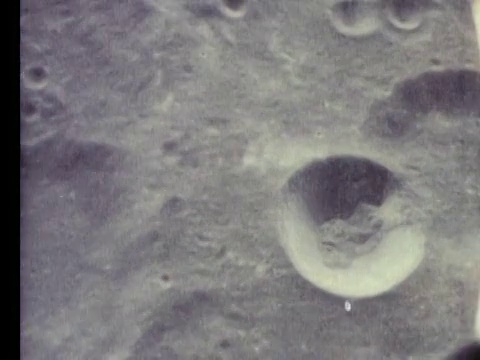 计算机动画天线在月球环形山表面视频下载
