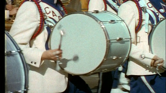 1960年的特写潘在军乐队中打鼓视频下载