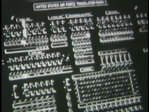 美国空军翻译电脑上1950年代的黑白按钮视频下载