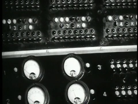1938年B/W录音棚的近距离控制视频素材