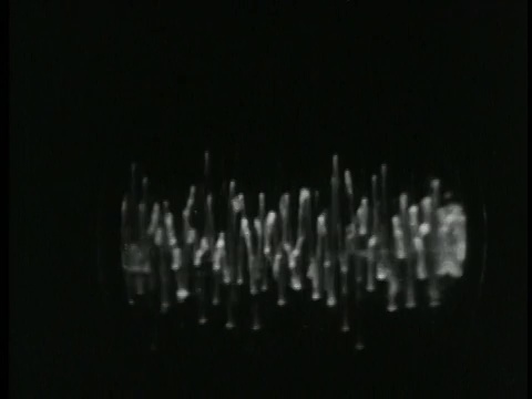 B/W 1938年在录音棚的控制上关闭振荡线视频素材