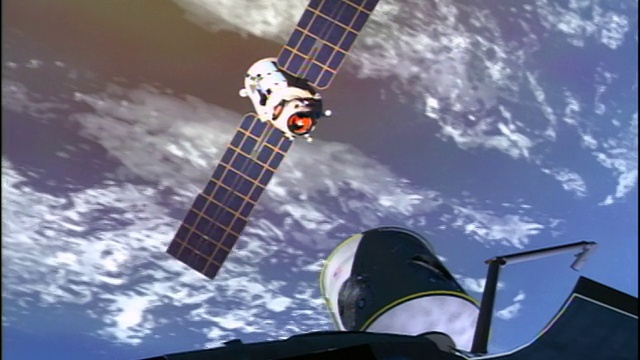计算机动画航天飞机的观点近组件为国际空间站组装视频下载