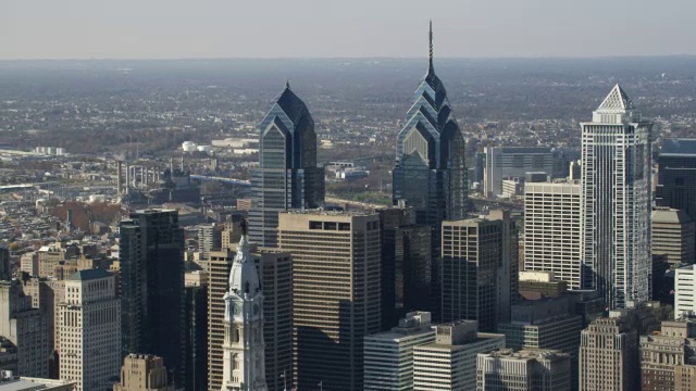 费城市中心鸟瞰图。2011年拍摄的。视频素材