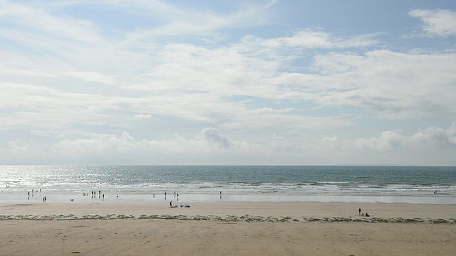 海滩景观德文，英格兰。视频下载