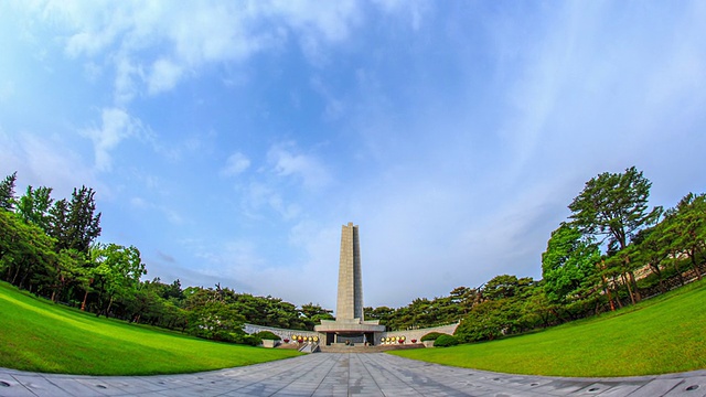 首尔国家公墓的“战争纪念塔”视频下载