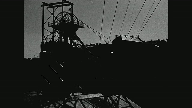 1942年，乡团，矿工视频素材