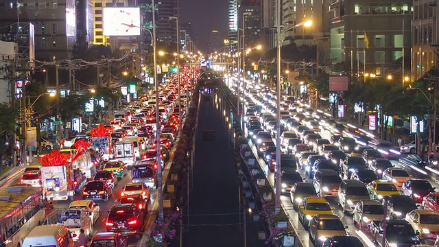 城市近郊的严重交通堵塞视频下载