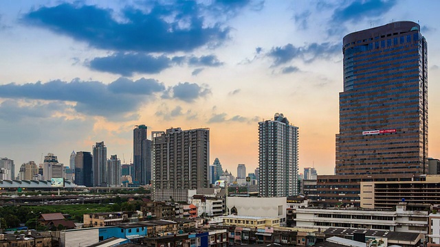 高清时间推移，曼谷的城市景观与日落，泰国视频素材