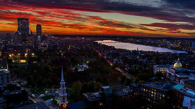 T/L WA HA市中心天际线和波士顿公地和州议会大厦在黄昏的过渡视频下载