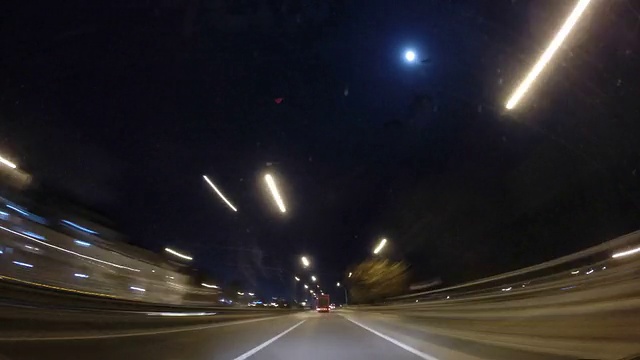 在夜晚开车-时间流逝视频素材