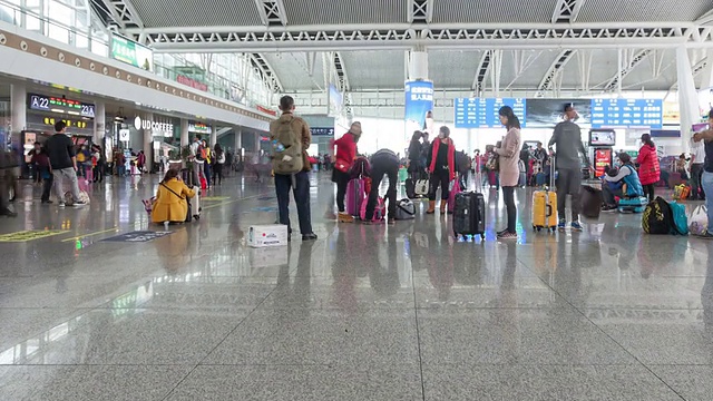 T/L WS ZO高铁站/广州，中国视频素材