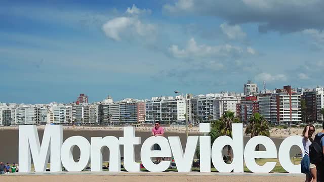 蒙得维的亚纪念碑，基本，波西多斯海滩，蒙得维的亚，乌拉圭，2015年视频购买