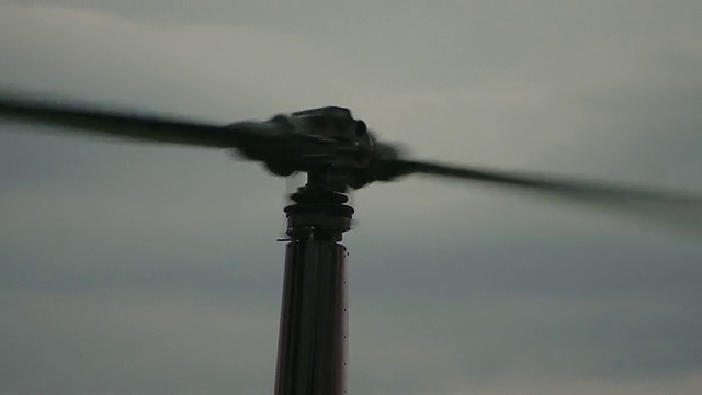 直升机的螺旋桨视频下载