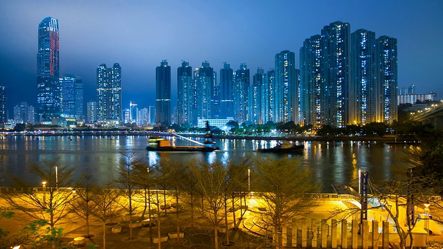 香港公寓大楼夜晚的时光流逝视频素材