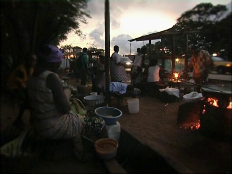 非洲街头食品。视频素材