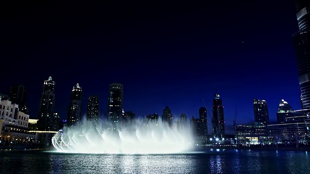 迪拜音乐喷泉视频下载