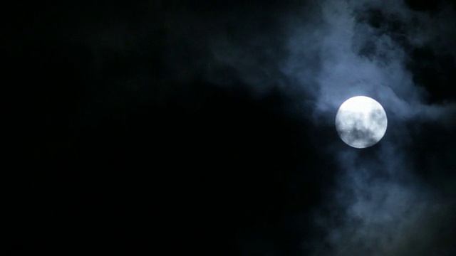 月亮和云视频下载