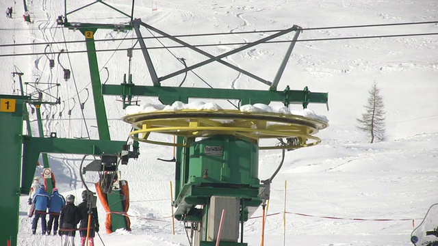 滑雪缆车(高清)视频下载