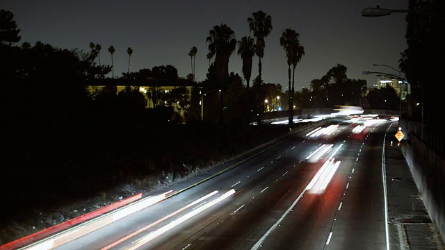 洛杉矶高速公路夜间的时间流逝视频下载