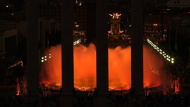 巴塞罗那之夜西班牙广场魔术喷泉视频下载