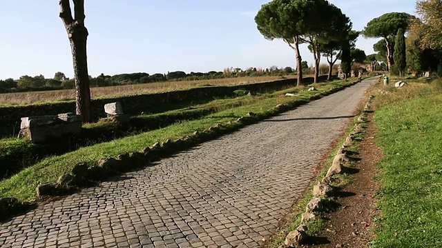 罗马的亚庇古道，或者叫阿庇亚安提卡路视频素材