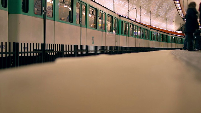 巴黎的地铁视频素材
