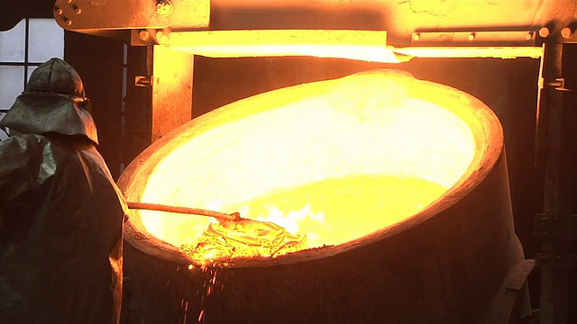 金属industry-molten钢视频素材