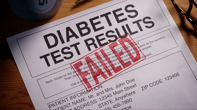 糖尿病测试表格盖章视频素材