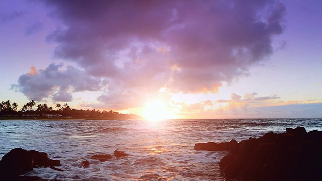 夏威夷考艾岛水上的日出视频下载