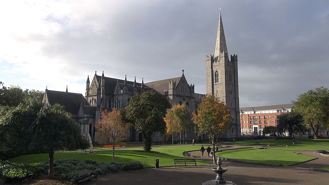 圣帕特里克大教堂-都柏林，爱尔兰共和国视频素材