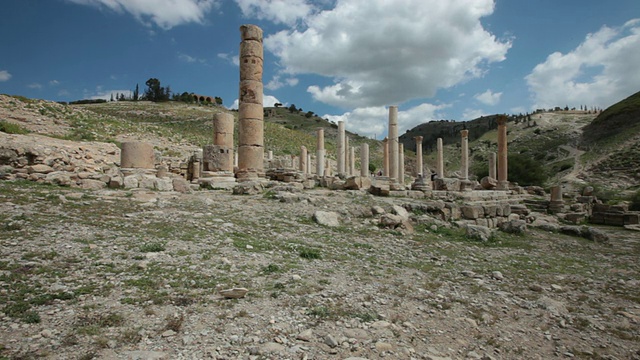 位于约旦培拉的古希腊和古罗马城市的废墟和遗迹视频素材