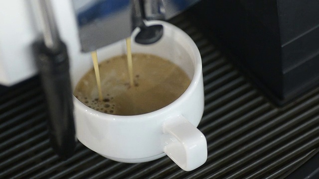 高清:咖啡制造商视频素材