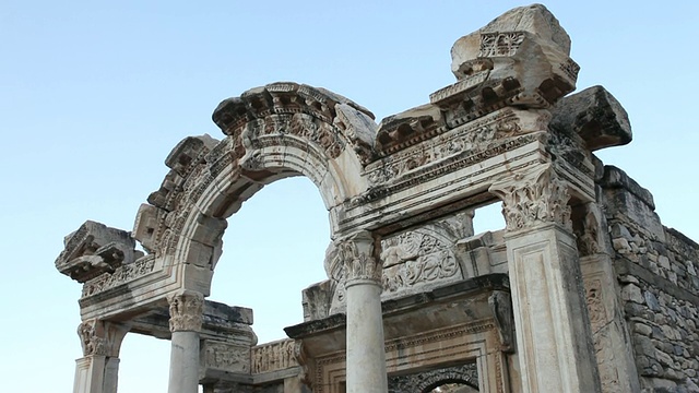 MS拍摄于以弗所，古代遗迹/土耳其埃菲斯塞尔丘克视频素材