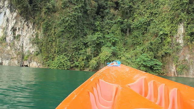 湖上划独木舟视频素材