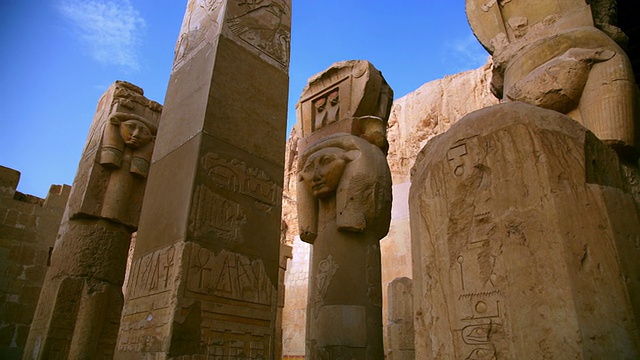 埃及哈特谢普苏特神庙的哈特谢普苏特古代雕塑视频下载