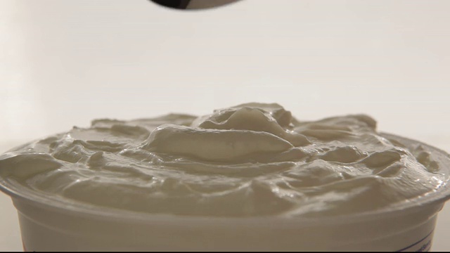 酸奶勺视频下载