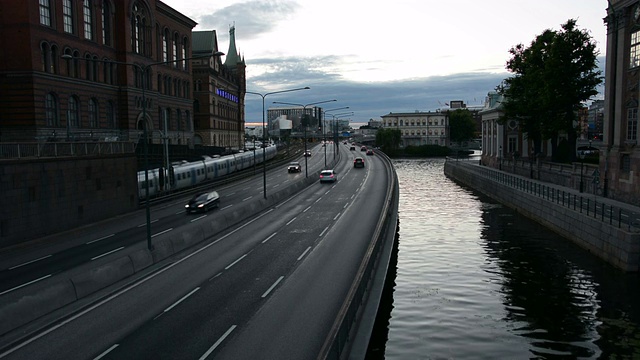 斯德哥尔摩中央大桥交通视频素材