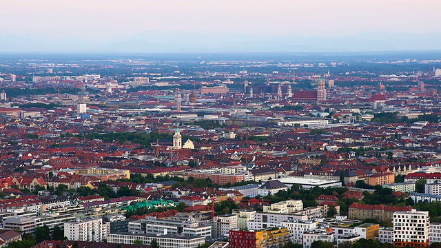 从高处俯瞰慕尼黑市中心。视频素材