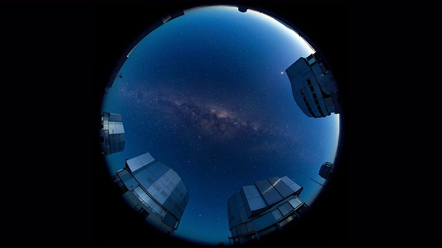 帕拉纳天文台上方的银河系视频下载