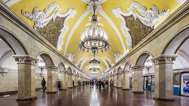 俄罗斯莫斯科共青团地铁站T/L WS视频素材