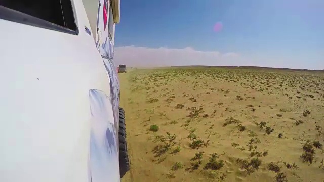 WS POV中国内蒙古阿拉善戈壁沙漠驾车观视频素材