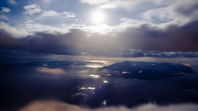 克罗地亚比奥科沃的第纳尔海岸线、布拉克和赫瓦尔岛的壮观天空视频下载