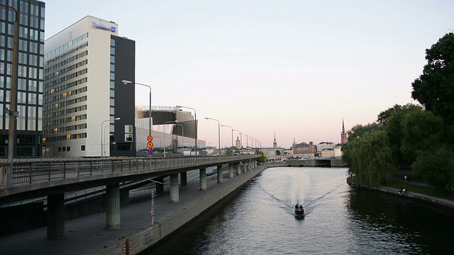 斯德哥尔摩的桥梁和运河视频素材