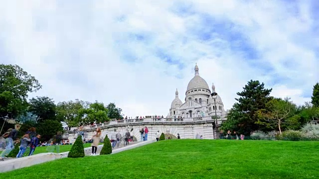 高清延时:圣心大教堂蒙马特，巴黎黄昏-股票视频视频素材