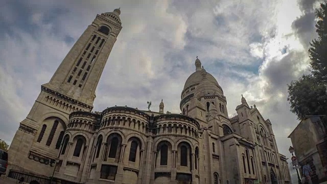 高清延时:圣心大教堂蒙马特，巴黎黄昏-股票视频视频素材
