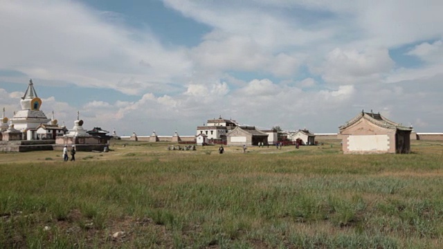 蒙古国额尔德尼祖庙外视频素材