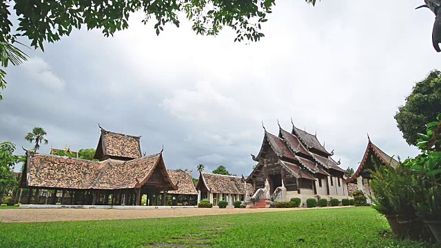 泰国清迈的老木寺，它们是佛教的公有领域或宝藏，复制或使用不受限制。高清视频素材，1920x1080视频素材