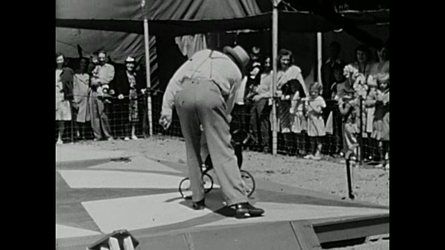 1945年-动物表演视频下载